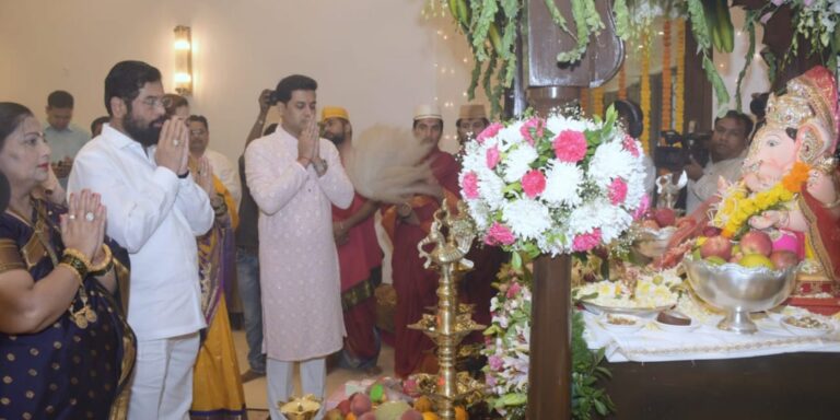Mumbai: CM Eknath Shinde performs Sri Ganesh Puja at Varsha residence