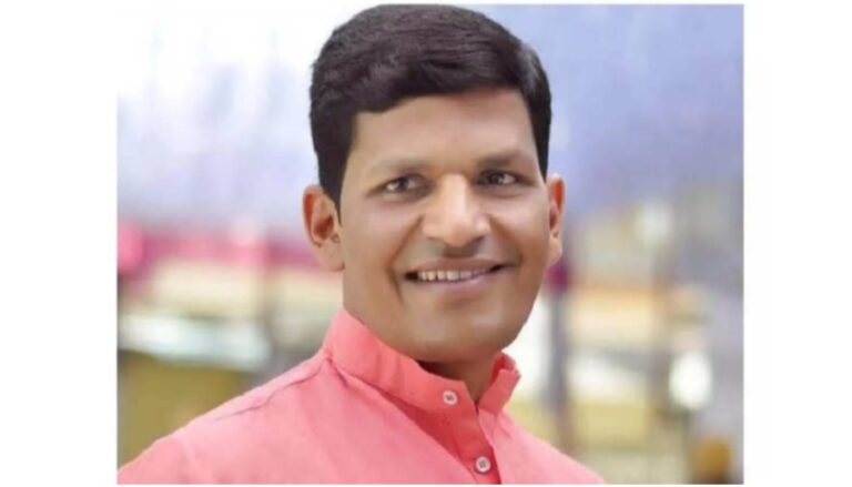 “BJP Suffers Setback as Tushar Kamthe Resigns During Chinchwad Bypoll Campaign in Pune, Maharashtra”