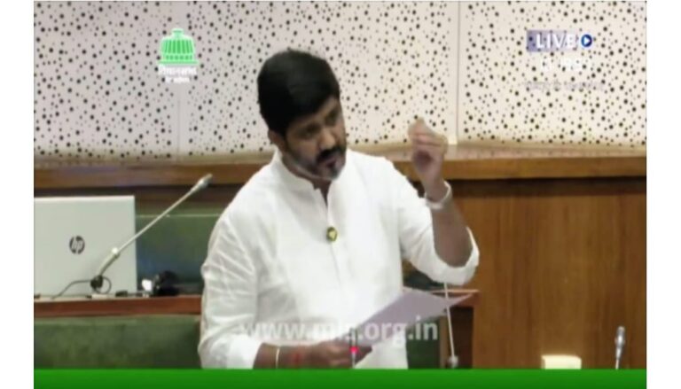 MLA Siddharth Shirole discusses challenges of providing basic facilities to expanding Pune in budget session
