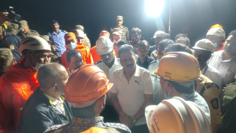 मोशी येथील दुर्घटनेतील नागरिकांना बाहेर काढण्यासाठी युद्धपातळीवर कार्यवाही सुरू – आपत्ती व्यवस्थापन मंत्री