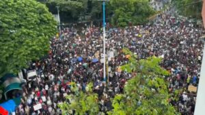 Thousands of Students March in Heavy Rain in Pune, Demand Education Minister Dharmendra Pradhan’s Resignation