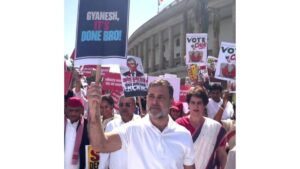 Rahul Gandhi Raises Questions on EC As INDIA Bloc MPs Face Detention
